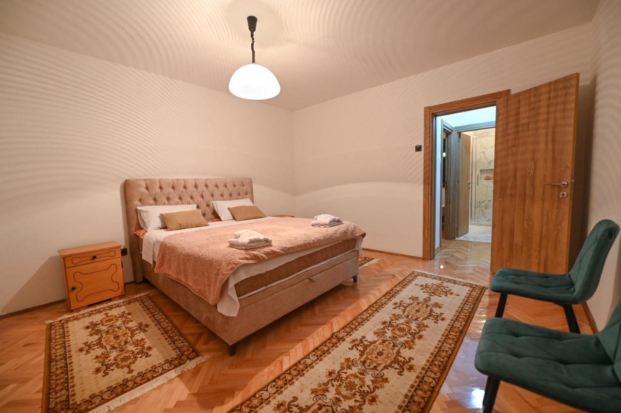 Apartman Oskar 波德戈里察 外观 照片
